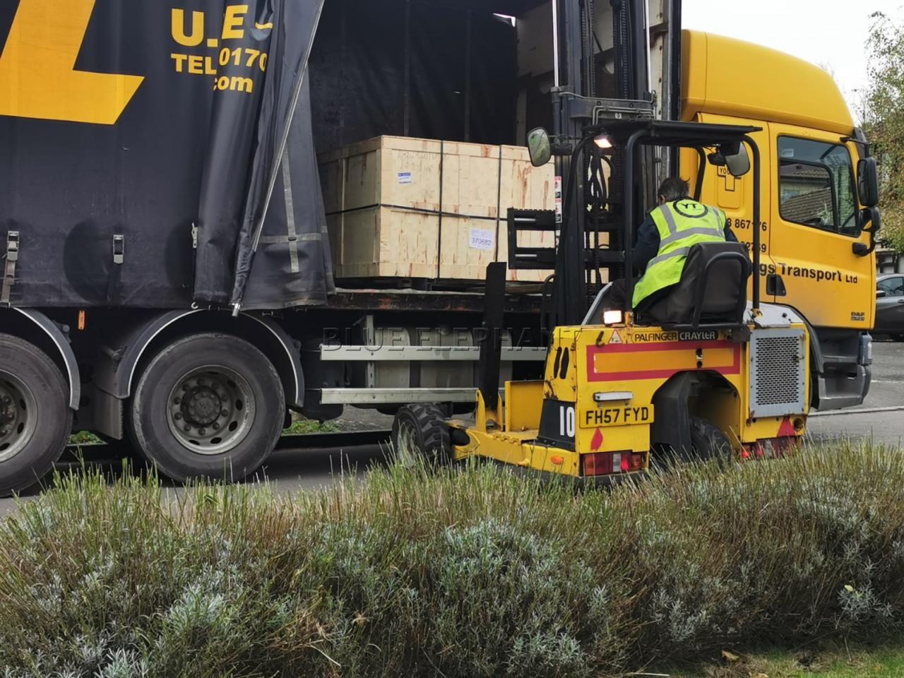 1530 Fiber Laser Cutting Machine For Stainless Steel Carbon Steel Metal Sheet 1530 Maszyna do cięcia laserem światłowodowym do blachy ze stali węglowej ze stali nierdzewnej