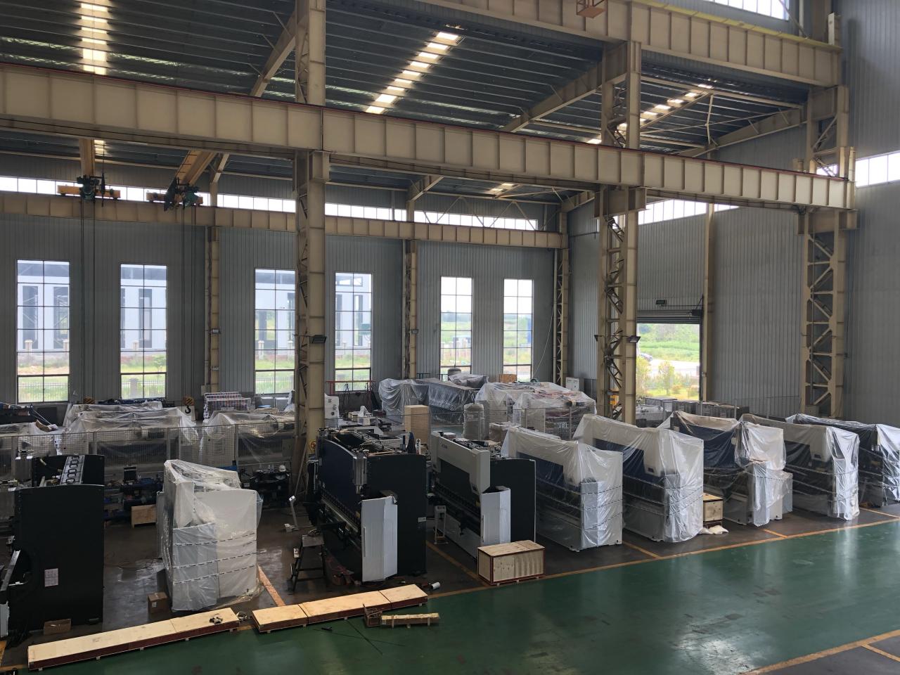 16mm hydrauliczne nożyce gilotynowe do cięcia blachy 6 metrów