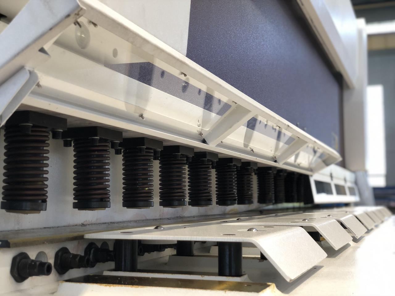 16mm hydrauliczne nożyce gilotynowe do cięcia blachy 6 metrów