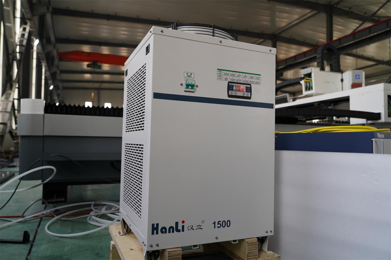 3015 4kw 1kw 2kw 3kw Stainless Steel Cnc Fiber Laser Cutting Machine 3015 4kw 1kw 2kw 3kw Maszyna do cięcia laserem Cnc ze stali nierdzewnej