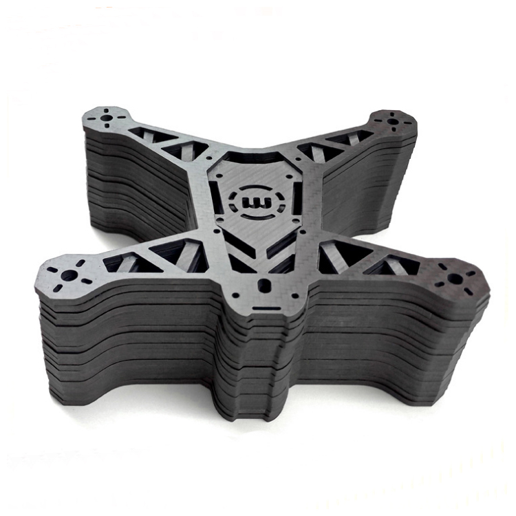 3015 Maszyna do cięcia metalu laserem światłowodowym 1000w 2000w Maksymalna moc lasera Raycus