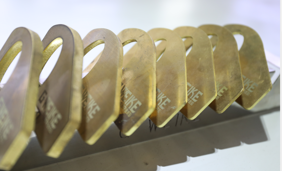 Maszyna do cięcia laserem światłowodowym 4kw