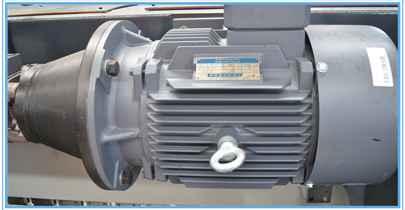 60t Q35-16 Hydraulic Ironworker Shearing Punching Bending And Notching Machine 60t Q35-16 Hydrauliczna maszyna do cięcia i wykrawania wykrawania