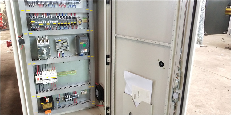 6mm*3200 Hydraulic Steel Plate Cutting Machinery Steel Plate Shearing Machine 6mm * 3200 Hydrauliczna maszyna do cięcia blachy stalowej Maszyna do cięcia blachy stalowej