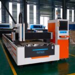 Produkcja lasera Cnc 500 W 1000 W 2000 W Maszyna do cięcia laserem światłowodowym ze stali nierdzewnej