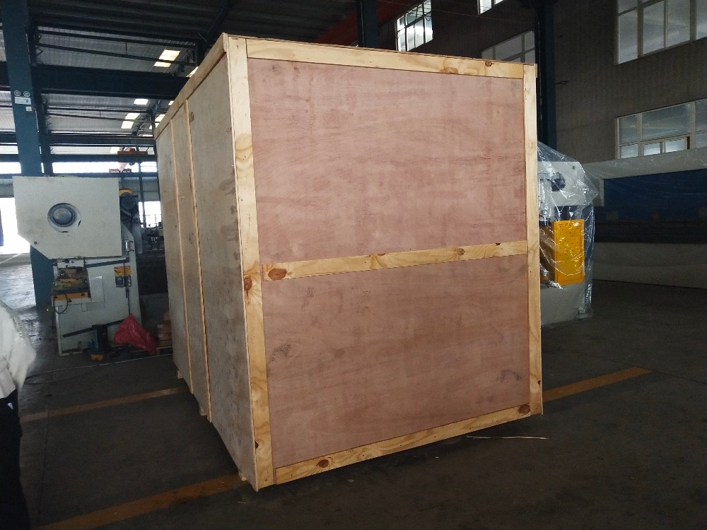 China Metal Hydraulic Press Brake Machine With Reasonable Price Chiny Metalowa hydrauliczna prasa krawędziowa w rozsądnej cenie