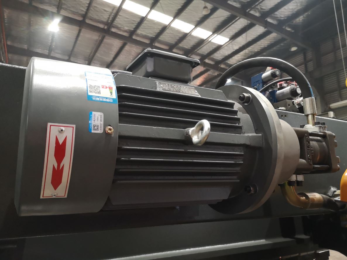 Delem Da66t 125 3+1 4+1 6+1 8+1 Cnc Hydraulic Press Brake For Metal Plate Bending Delem Da66t 125 3+1 4+1 6+1 8+1 Hydrauliczna prasa krawędziowa Cnc do gięcia blach