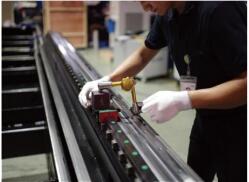 Fiber Laser Cutting Machine Masterline 8kw,4000x2000mm,With Ipg Laser Source Maszyna do cięcia laserem światłowodowym Masterline 8kw, 4000x2000mm, ze źródłem lasera Ipg