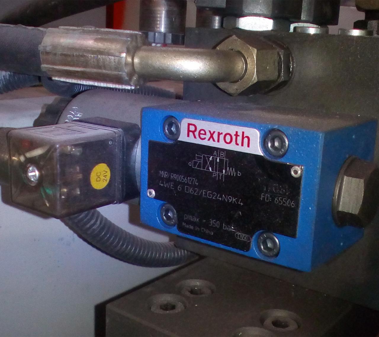 High Quality 3m Press Brake Machine Hydraulic 100 Ton For Sheet Metal Bending Wysokiej jakości prasa krawędziowa 3m hydrauliczna 100 ton do gięcia blach