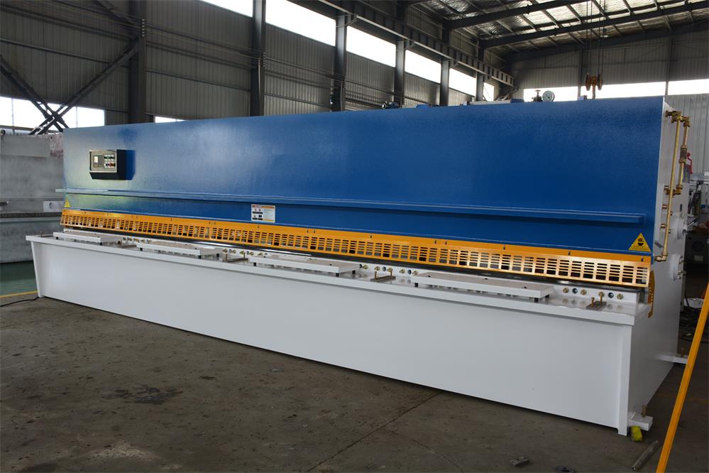 Hydraulic Pendulum Shearing Machine Cnc Automatic Guillotine Shearing Machine Hydrauliczna maszyna do cięcia wahadłowego Automatyczna maszyna do cięcia gilotynowego Cnc