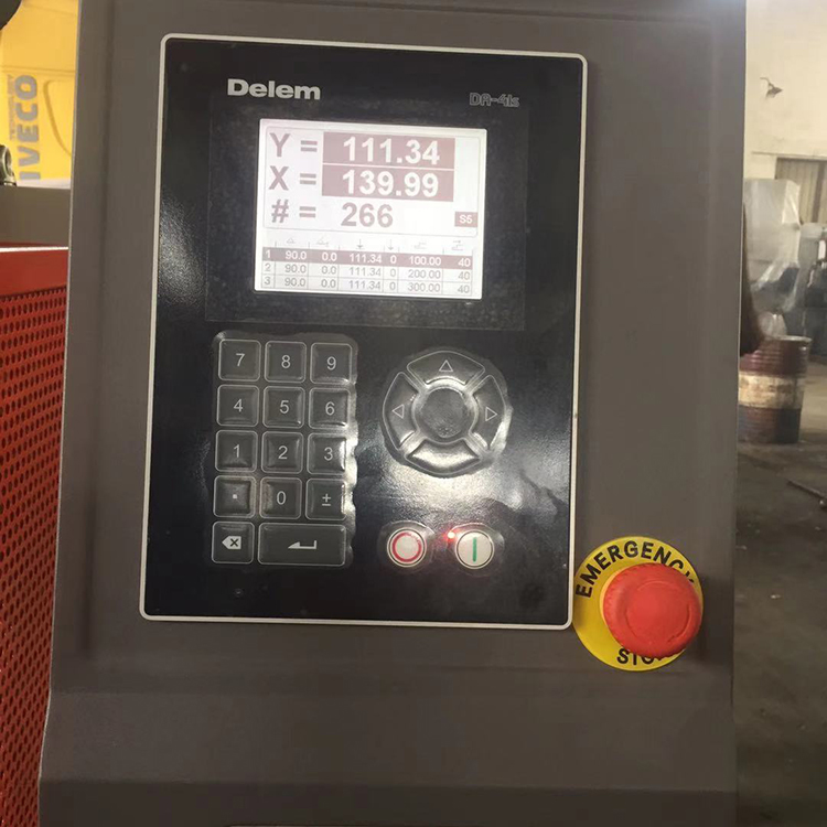 Prasa hydrauliczna Prasa krawędziowa Acl Drążek skrętny Synchro Prasa krawędziowa mechaniczna