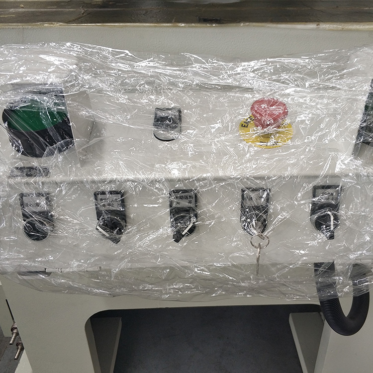 Pneumatic Friction Clutch High Performance Punch Press Machine Pneumatyczne sprzęgło cierne Wysokowydajna prasa do dziurkowania