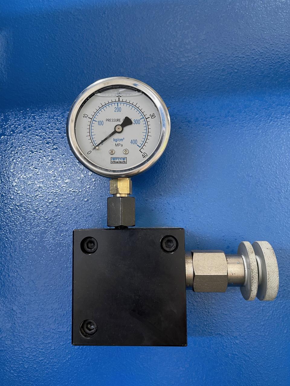 Wc67k-400T Cnc Plc Ręczna giętarka do blach Hydrauliczna prasa krawędziowa Nc