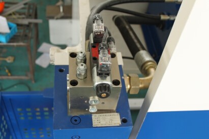 Wc67yk 80 100 160 200 Ton 3200mm E21 Nc Sheet Metal Oil Hydraulic Press Brake Price Wc67yk 80 100 160 200 Ton 3200 mm E21 Nc Hydrauliczna prasa krawędziowa do blachy Cena